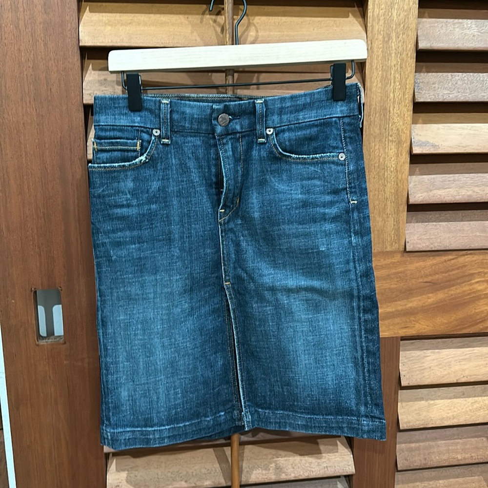 Citizens of Humanity dark wash knee length denim skirt (sz26)